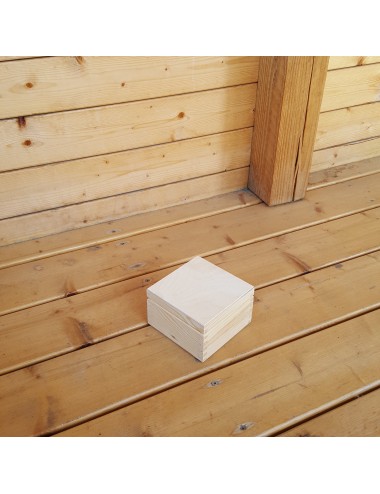 Medinė dėžutė, kvadratinė 12x12 cm