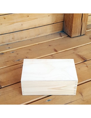Medinė dėžutė, užspaudžiamu dangteliu, 30x20,5x9,2cm