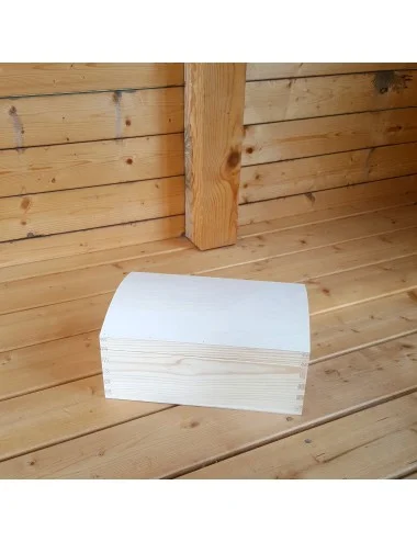 Medinė dėžutė, iškiliu dangteliu, 30x20x13,5 cm